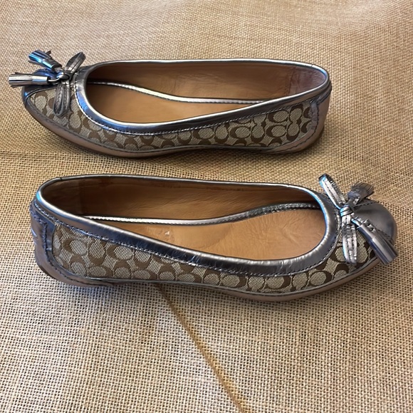 Coach flats with tassels - Picture 3 of 7